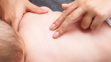 patient getting pediatric chiropractic in Oklahoma City OK