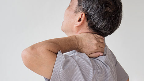 patient requiring neck pain treatment in Oklahoma City