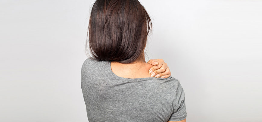 patient needing shoulder pain treatment in Oklahoma City